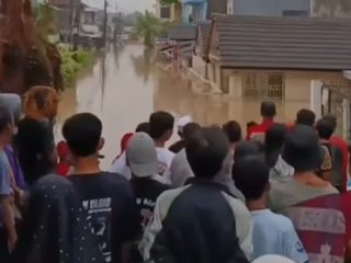Bekasi Kebanjiran! 7 Kecamatan Terendam, Warga Panik di Medsos