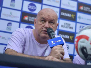 "Jangan Ada Gol Bodoh!" Bojan Hodak Geram Usai Persib Kalah dari Persijap