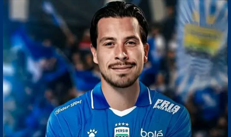 Thom Haye resmi gabung Persib Bandung